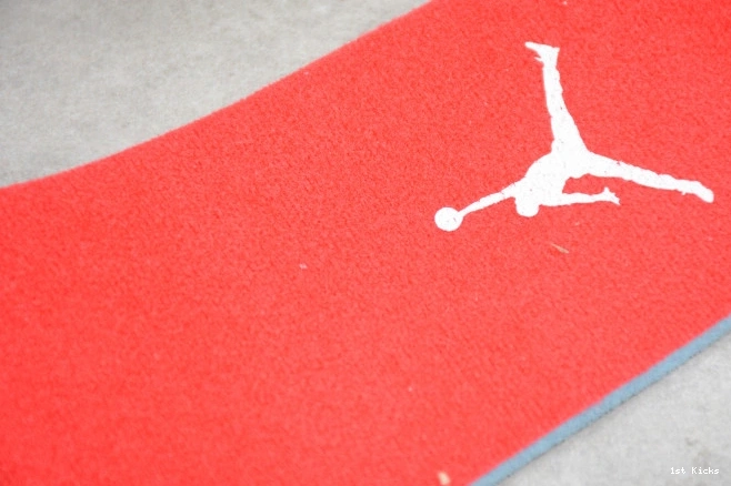 1st Kicks Shoes Air Cement 3 Red Jordan CK5692-600 0812